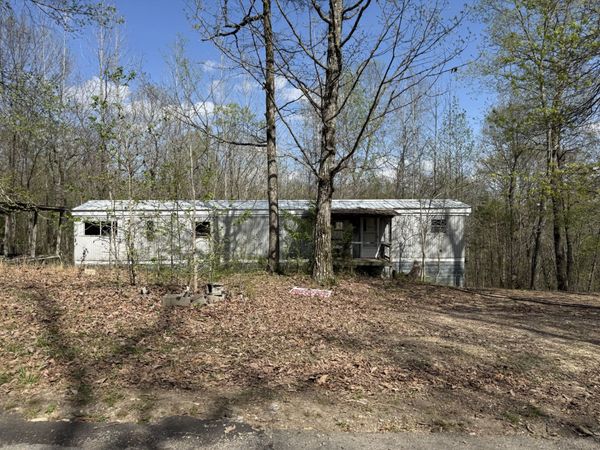 132 Waterview Dr, Dover, TN 37058