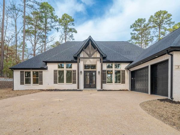 3 Busqueda, Hot Springs Village, AR 71909