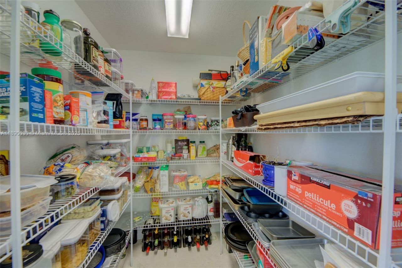 10700 NW 66th St, Unit 207, Doral, FL 33178 Photo