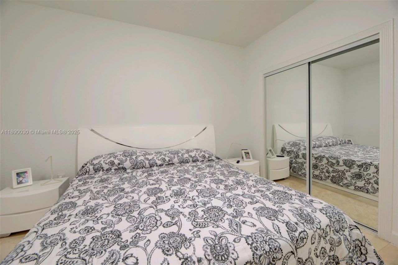 10700 NW 66th St, Unit 207, Doral, FL 33178 Photo