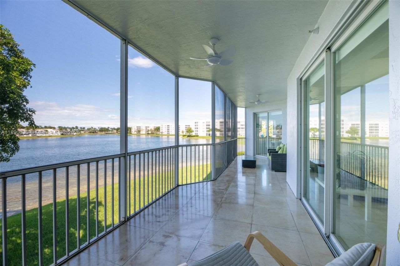 10700 NW 66th St, Unit 207, Doral, FL 33178 Photo