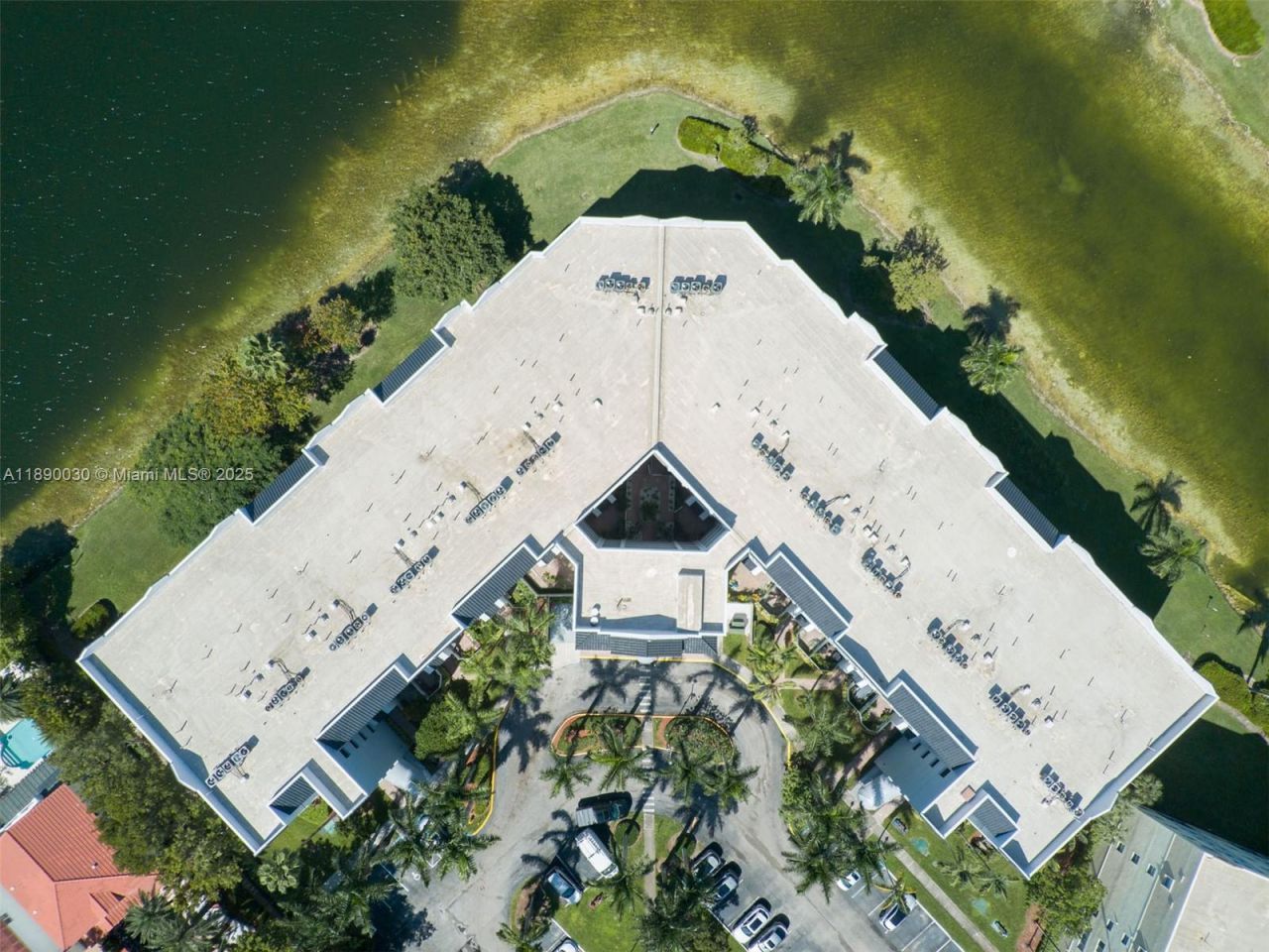 10700 NW 66th St, Unit 207, Doral, FL 33178 Photo