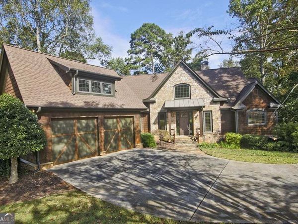 194 Edgewater Trail S, Toccoa, GA 30577