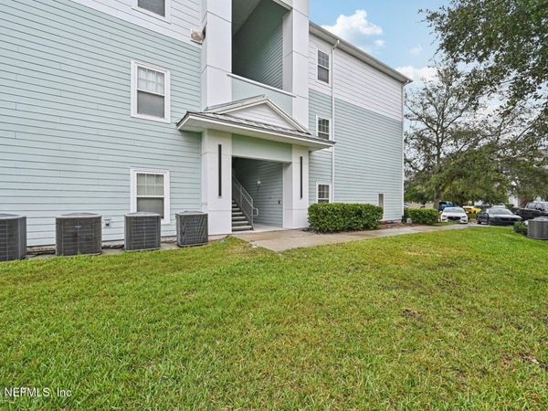 4920 KEY LIME Drive, Unit 107, Jacksonville, FL 32256