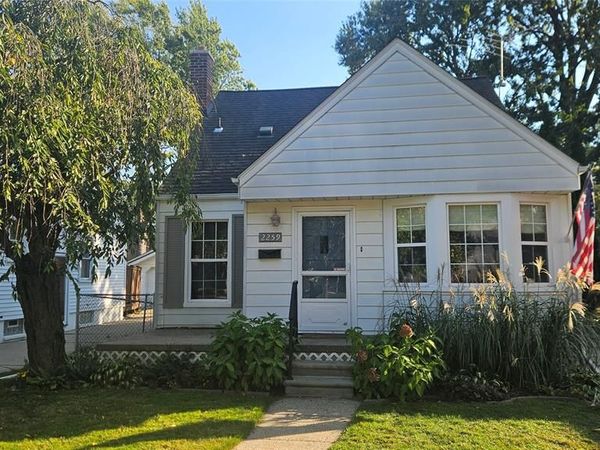 2259 Cambridge Road, Berkley, MI 48072