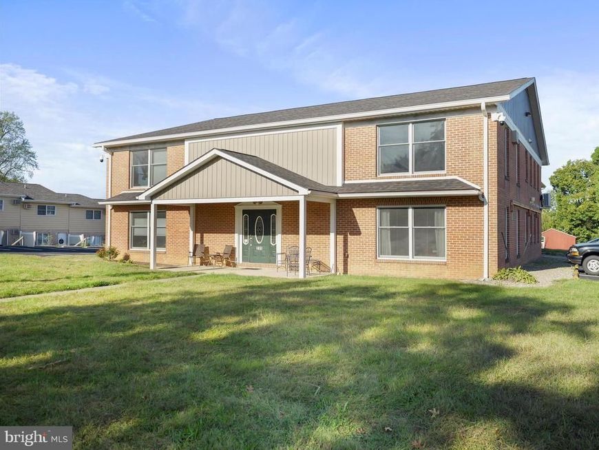235 S Ridge Avenue, Unit B, Greencastle, PA 17225 Main Photo