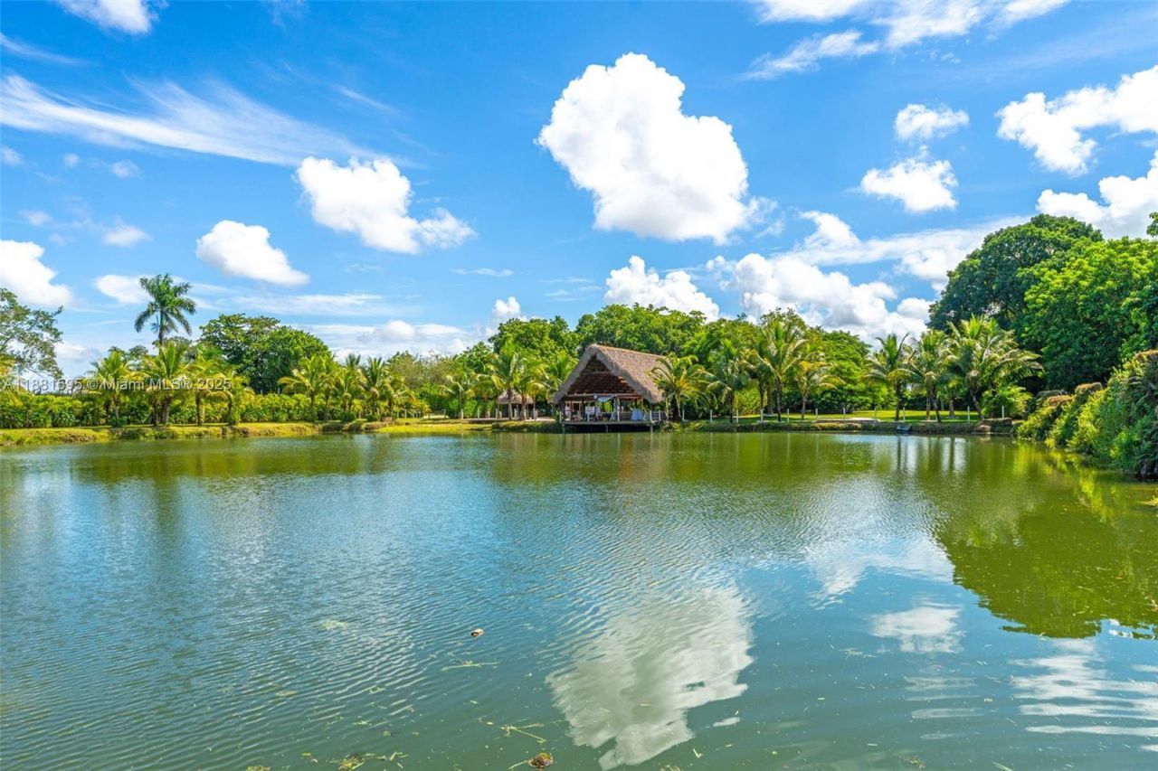 20701 SW 216th St, Miami, FL 33170 Photo