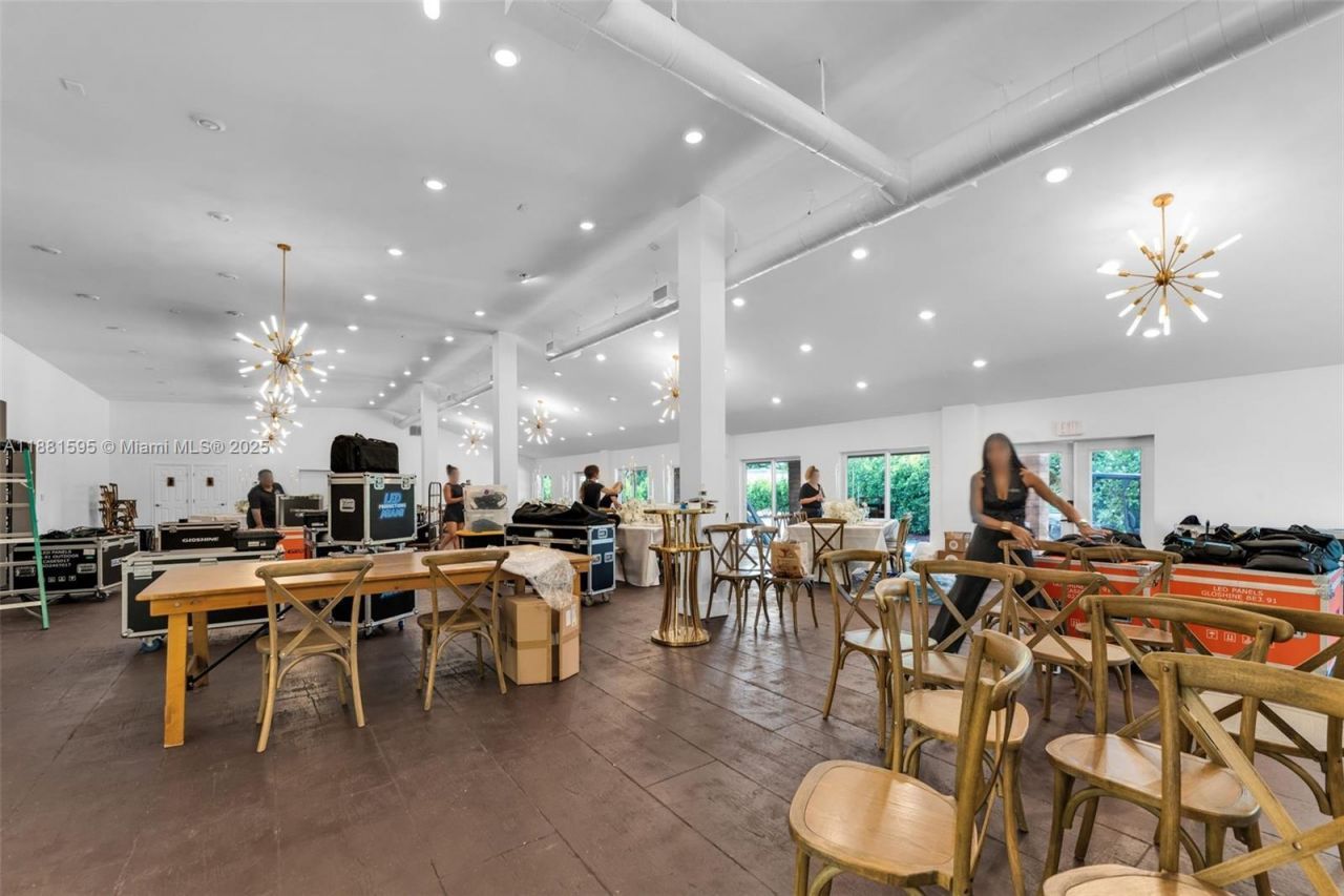 20701 SW 216th St, Miami, FL 33170 Photo