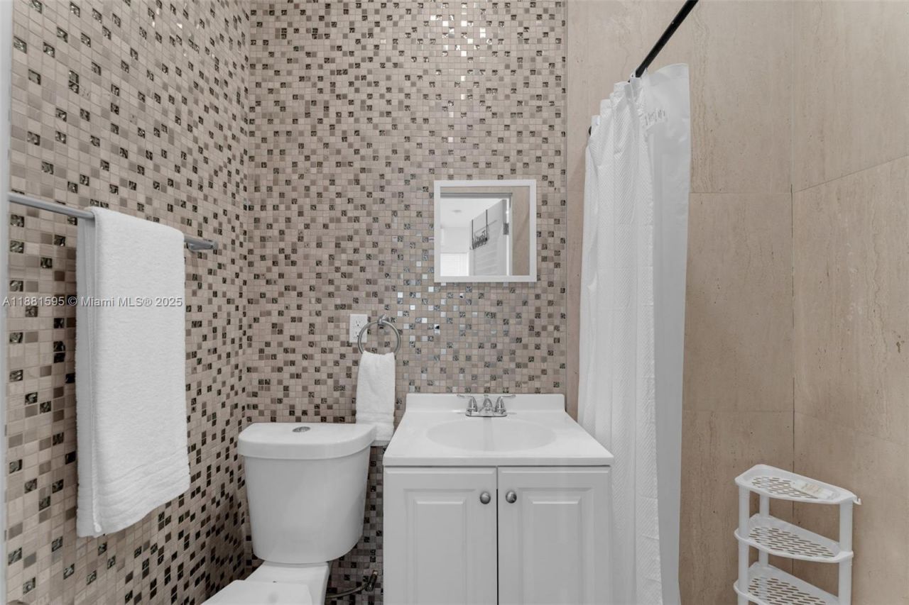 20701 SW 216th St, Miami, FL 33170 Photo