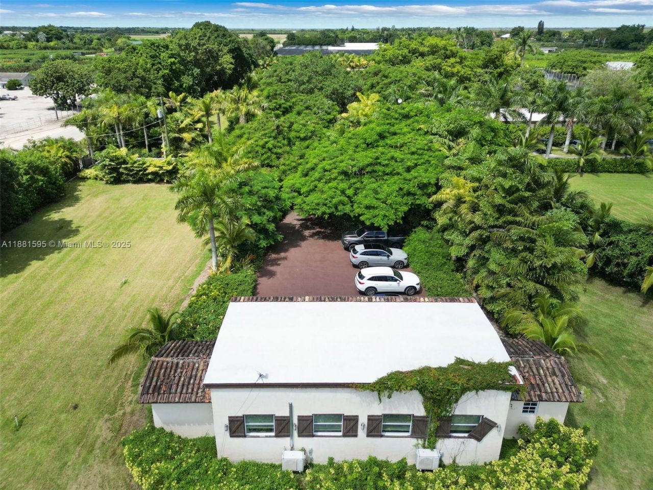 20701 SW 216th St, Miami, FL 33170 Photo