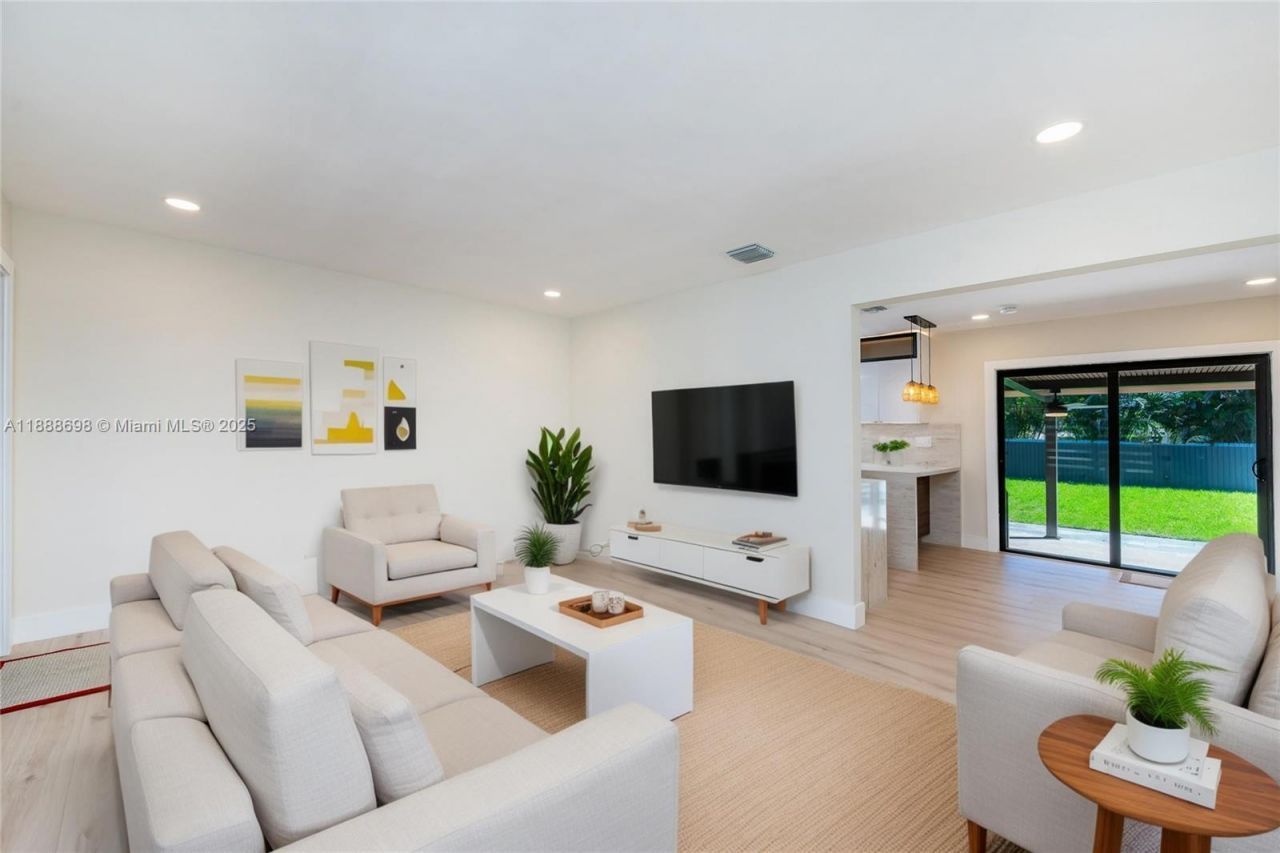 625 Miller Dr, Miami Springs, FL 33166 Photo