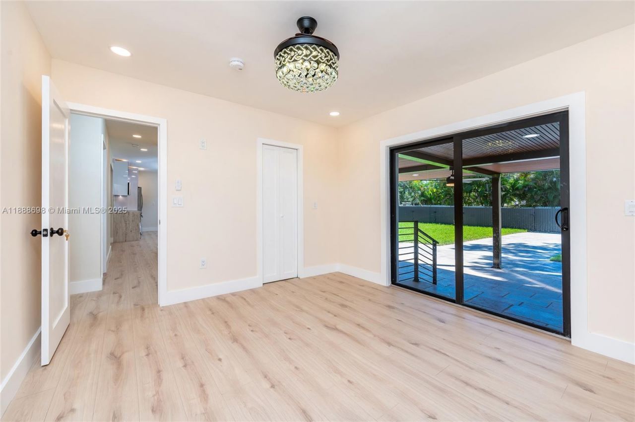 625 Miller Dr, Miami Springs, FL 33166 Photo