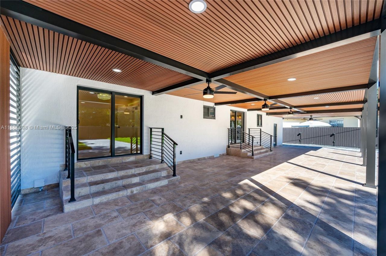 625 Miller Dr, Miami Springs, FL 33166 Photo