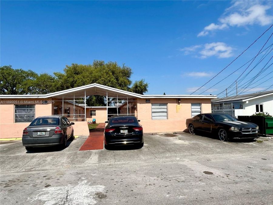 Property Image 4
