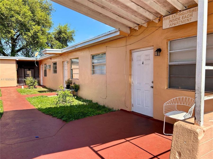 Property Image 8