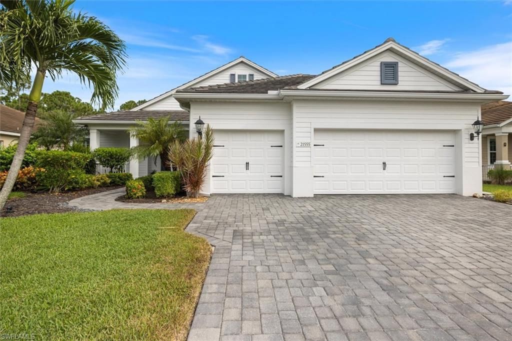 21555 Oaks Of Estero Cir, Estero, FL 33928 Photo