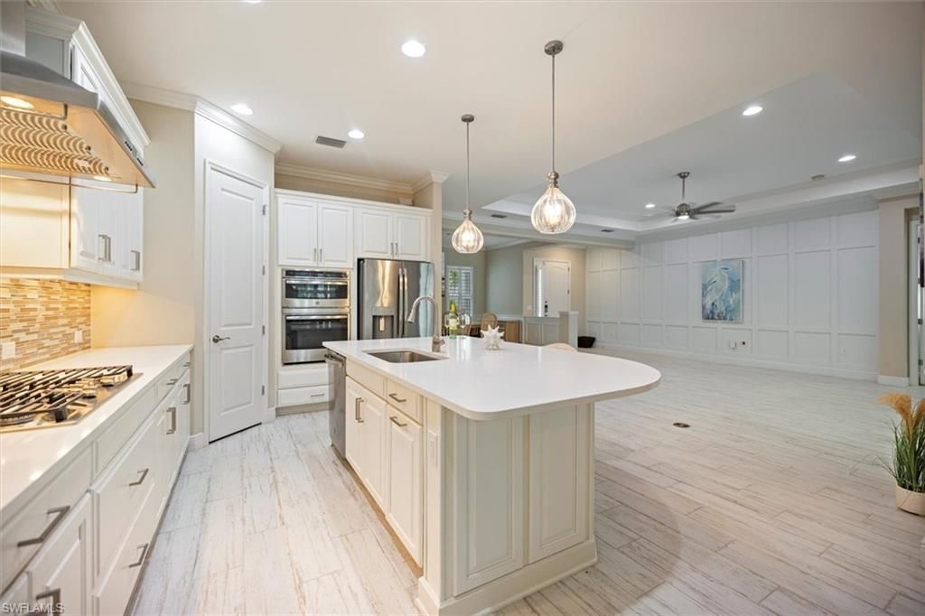 21555 Oaks Of Estero Cir, Estero, FL 33928 Photo