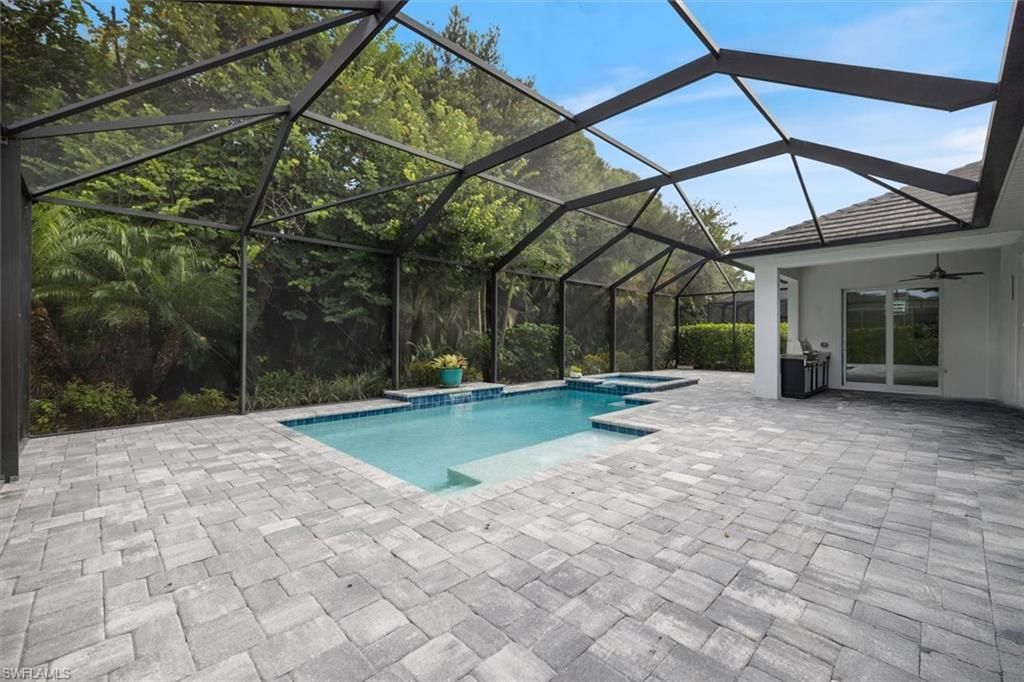 21555 Oaks Of Estero Cir, Estero, FL 33928 Photo