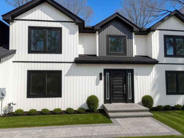 26 Brewster Hill Road, East Setauket, NY 11733