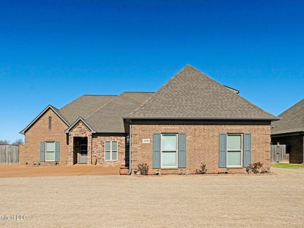 2190 Redbud Cove, Southaven, MS 38672