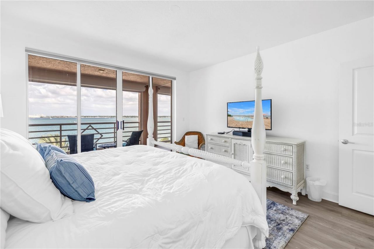 4971 Bacopa Lane S, Unit 403, Saint Petersburg, FL 33715 Photo