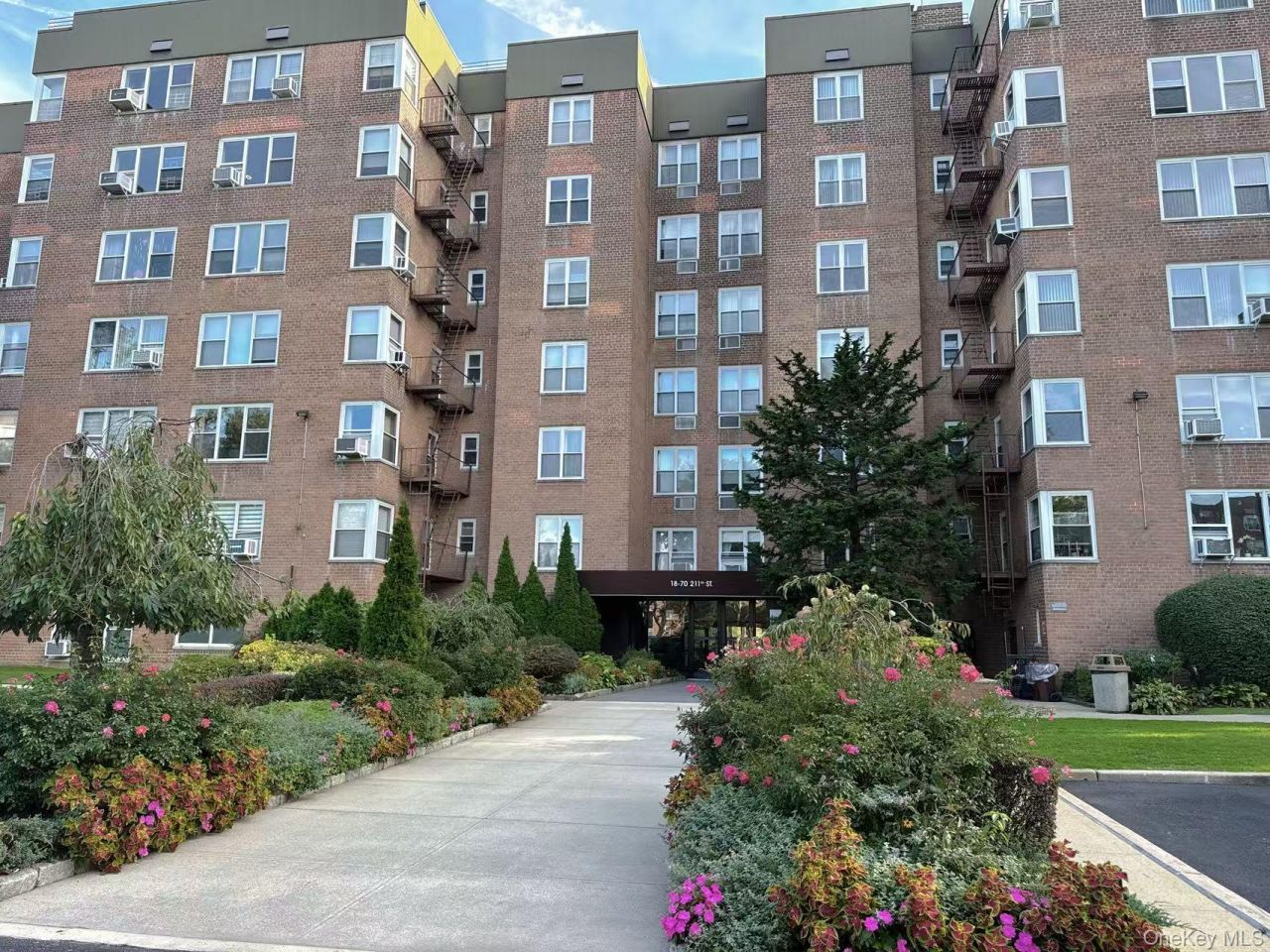 18-40 211st Street, Unit 5A, Bayside, NY 11360 Main Photo