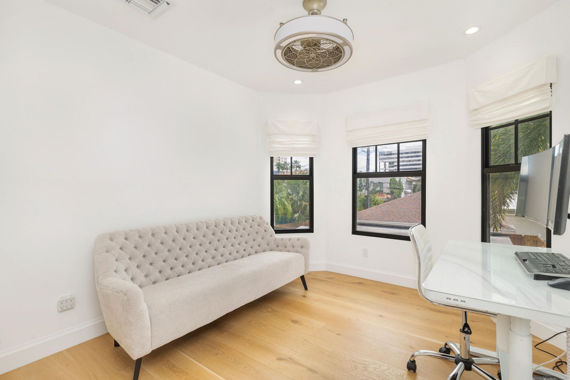 254 9th Street, West Palm Beach, FL 33401 Photo