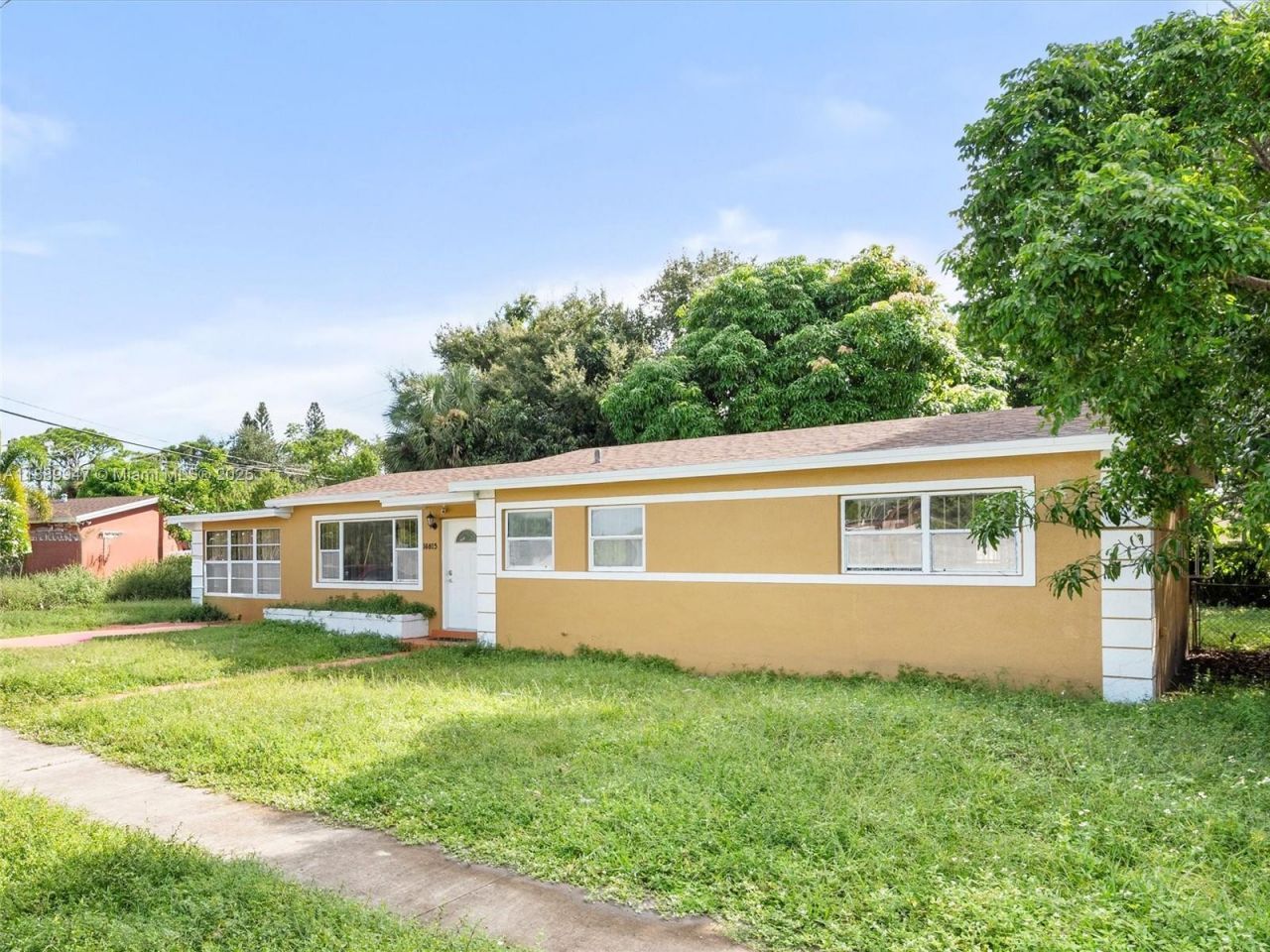 16815 NW 38th Ct, Miami Gardens, FL 33055 Main Photo