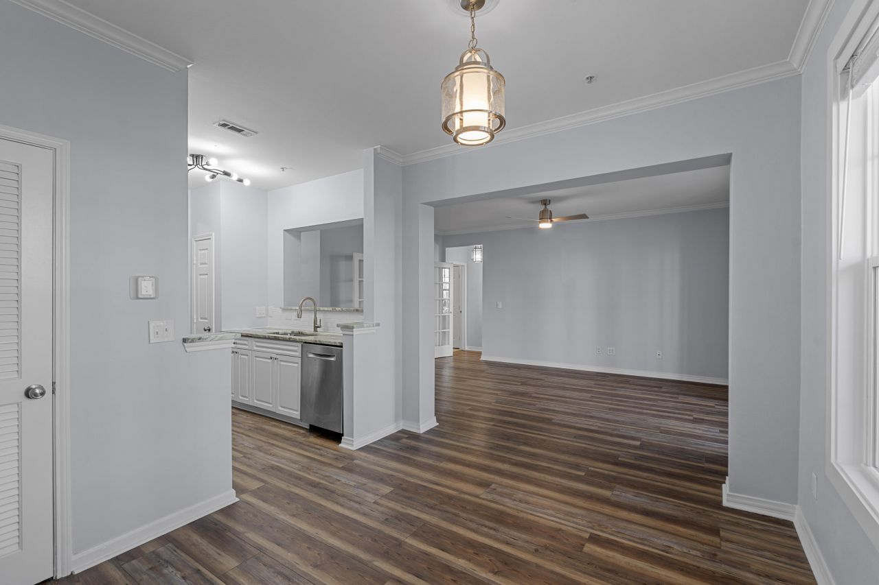 130 River Landing Drive Photo 10