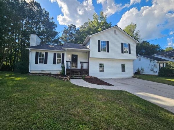 201 Ivy Brook Drive, Dallas, GA 30157