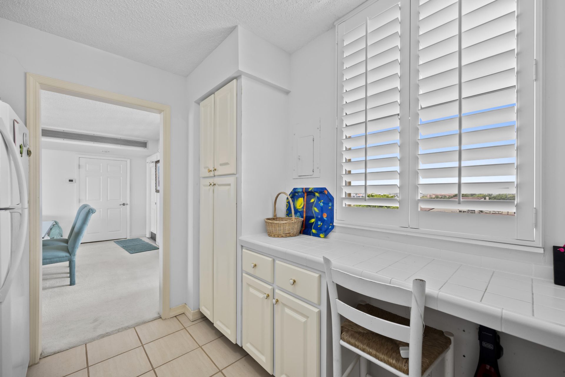 134 Lakeshore Drive, Unit 814, North Palm Beach, FL 33408 Photo