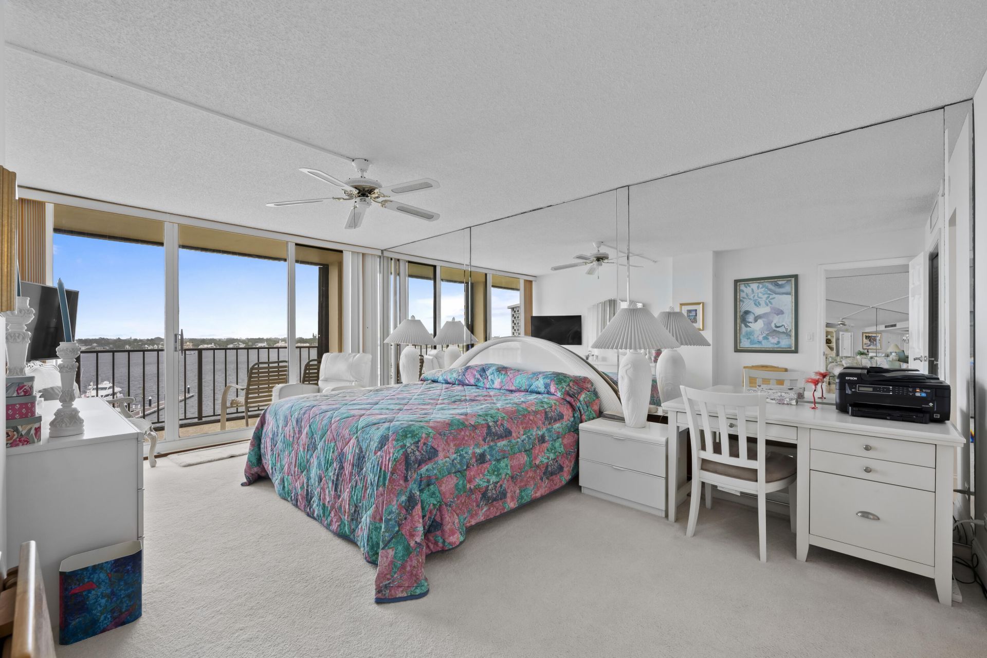 134 Lakeshore Drive, Unit 814, North Palm Beach, FL 33408 Photo