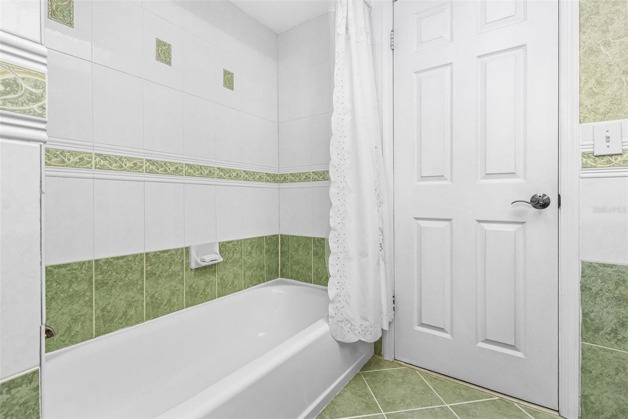 1935 SE 36th Terrace, Cape Coral, FL 33904 Photo