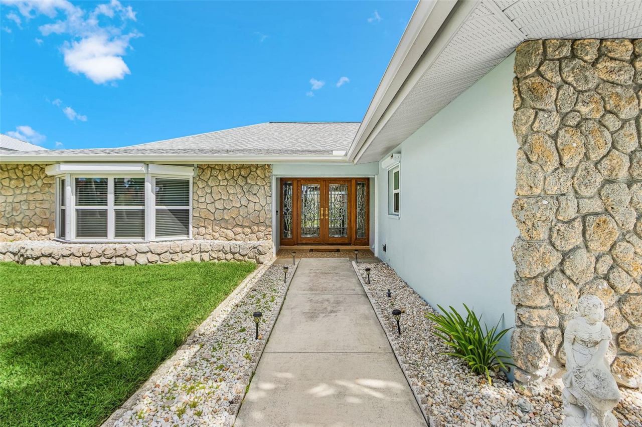 1935 SE 36th Terrace, Cape Coral, FL 33904 Photo