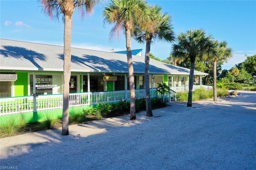 1640 Periwinkle Way, Unit 3, Sanibel, FL 33957 Photo