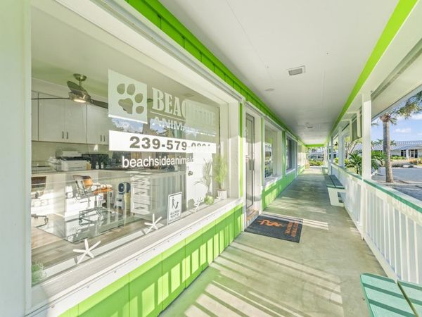 1640 Periwinkle Way, Unit 3, Sanibel, FL 33957