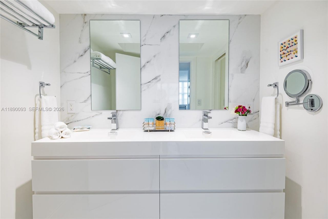 6917 Collins Ave, Unit 720, Miami Beach, FL 33141 Photo