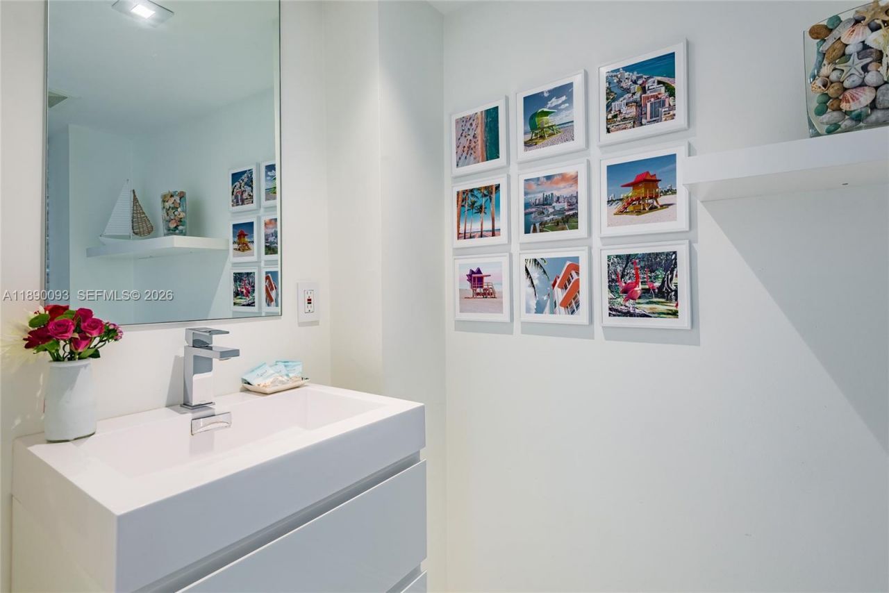 6917 Collins Ave, Unit 720, Miami Beach, FL 33141 Photo