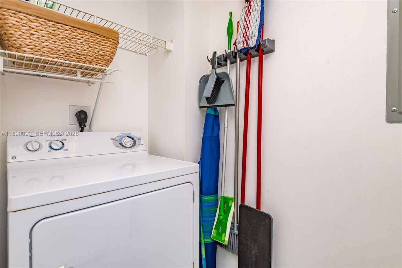 6917 Collins Ave, Unit 720, Miami Beach, FL 33141 Photo