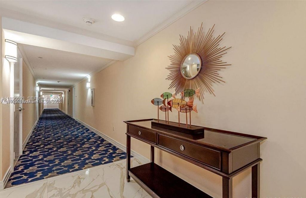 6917 Collins Ave, Unit 720, Miami Beach, FL 33141 Photo