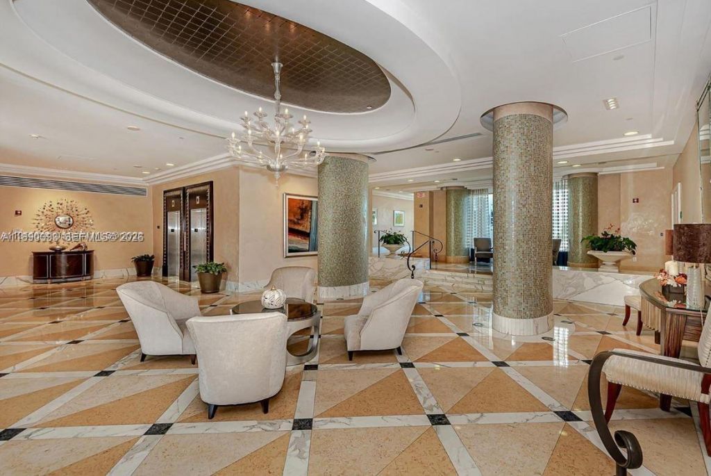 6917 Collins Ave, Unit 720, Miami Beach, FL 33141 Photo