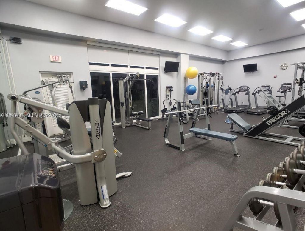 6917 Collins Ave, Unit 720, Miami Beach, FL 33141 Photo