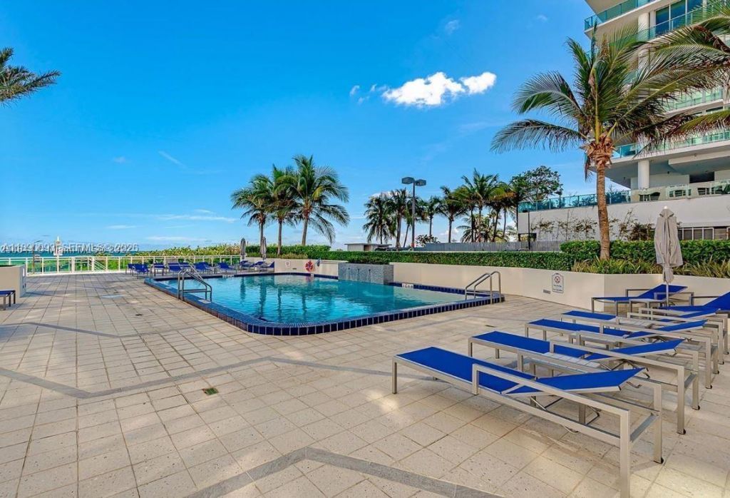6917 Collins Ave, Unit 720, Miami Beach, FL 33141 Photo