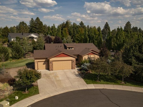 61536 SE Ascha Rose Court, Bend, OR 97702
