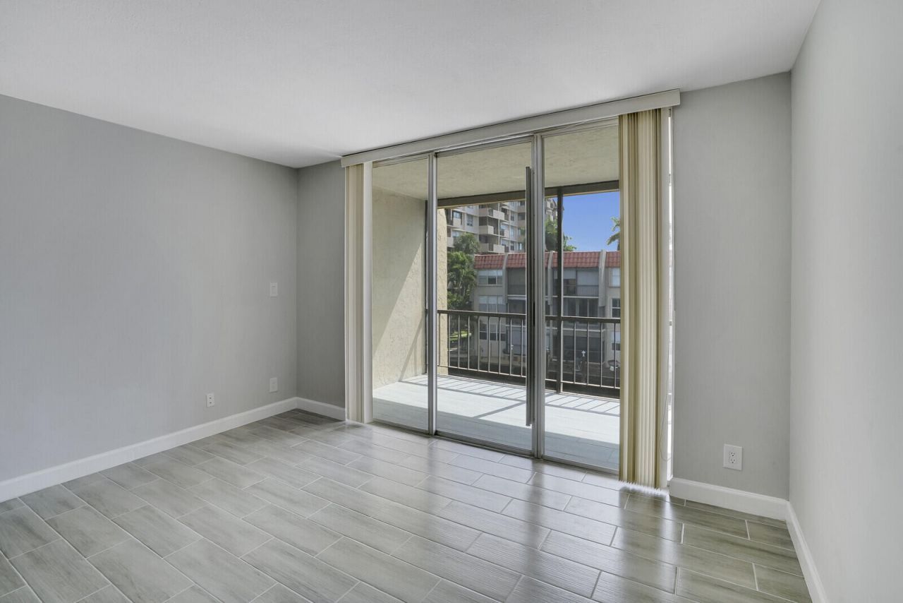 777 S Federal Highway, Unit E301, Pompano Beach, FL 33062 Photo