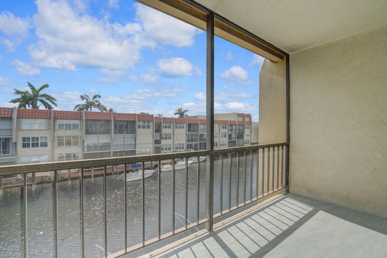 777 S Federal Highway, Unit E301, Pompano Beach, FL 33062 Photo