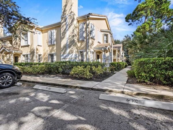 110 SW Peacock Boulevard, Unit 6101, Port St. Lucie, FL 34986