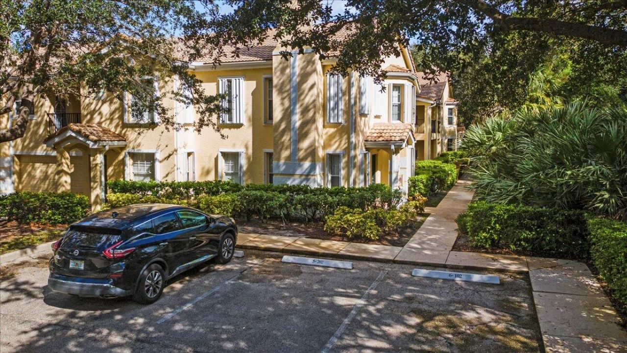 110 SW Peacock Boulevard, Unit 6101, Port Saint Lucie, FL 34986 Photo