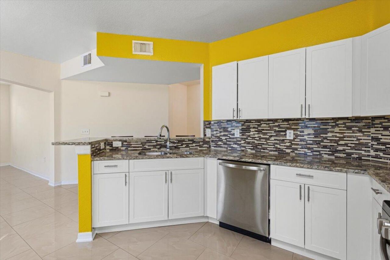 110 SW Peacock Boulevard, Unit 6101, Port Saint Lucie, FL 34986 Photo