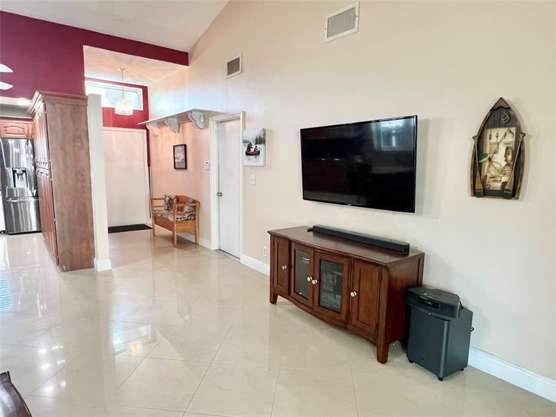 7321 NW 38th Ct, Coral Springs, FL 33065 Photo